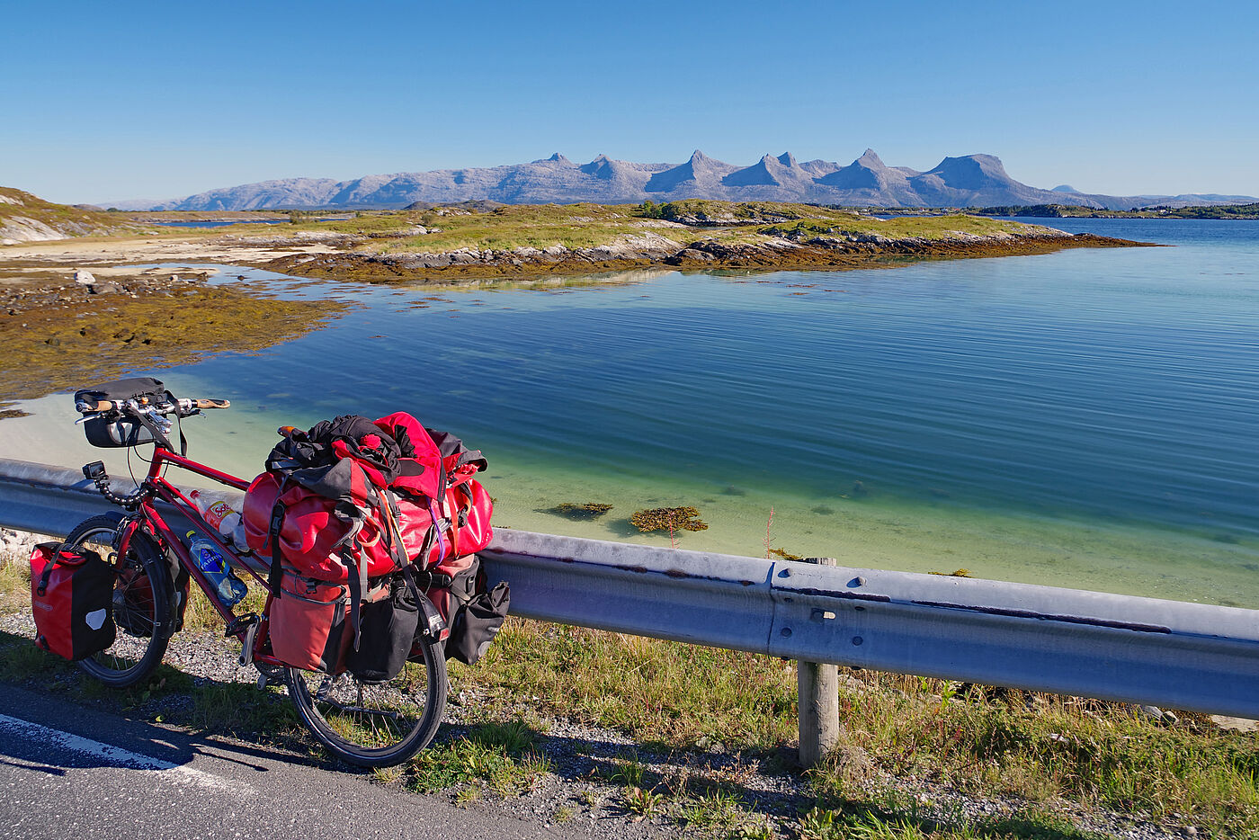 Reinhold Pantke Berge_und_Meer_Blick_auf_die_sieben_Schwestern
